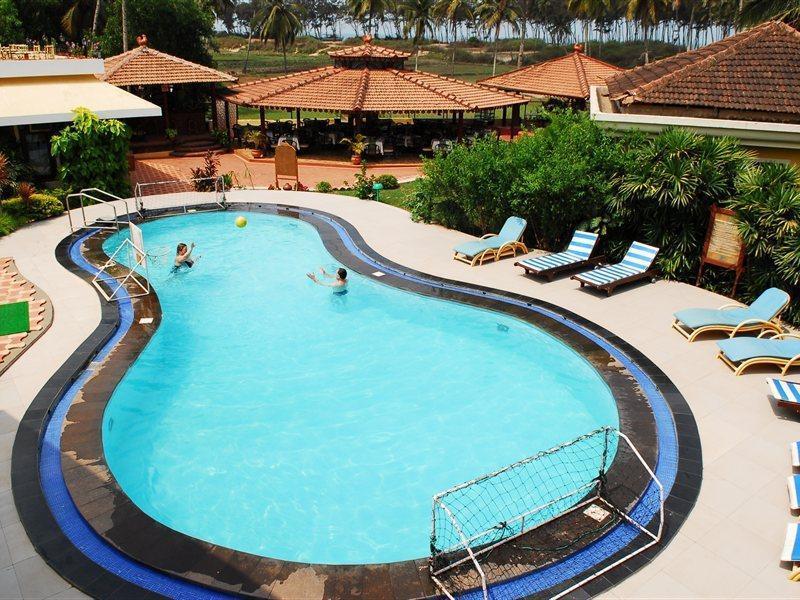 โคโคนัท โกรฟ แอน อินดี้ บีช รีสอร์ต Hotel โคลวา ภายนอก รูปภาพ