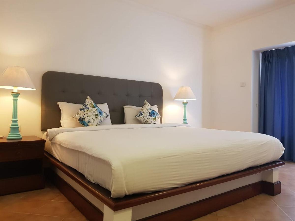 โคโคนัท โกรฟ แอน อินดี้ บีช รีสอร์ต Hotel โคลวา ภายนอก รูปภาพ