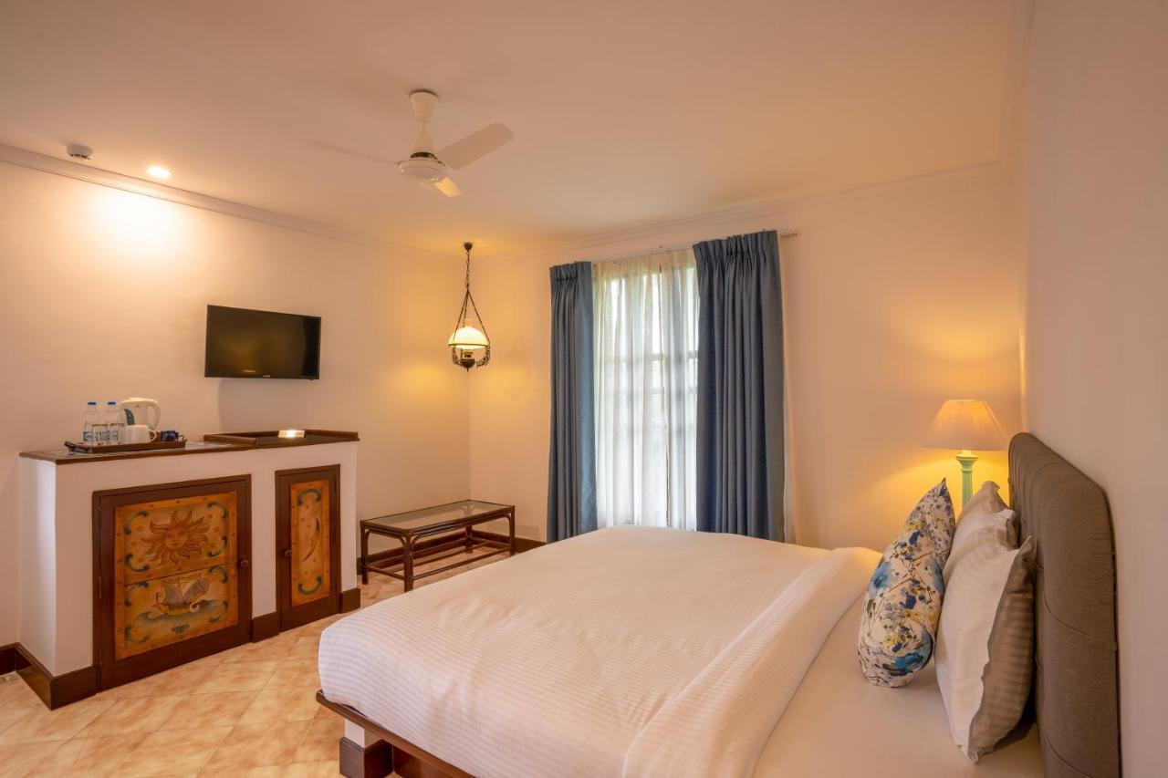 โคโคนัท โกรฟ แอน อินดี้ บีช รีสอร์ต Hotel โคลวา ภายนอก รูปภาพ