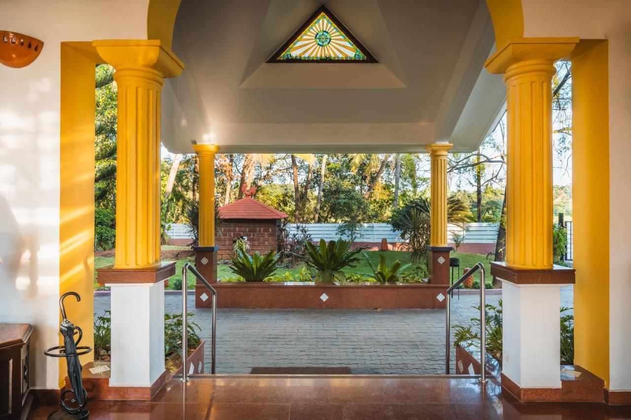 โคโคนัท โกรฟ แอน อินดี้ บีช รีสอร์ต Hotel โคลวา ภายนอก รูปภาพ